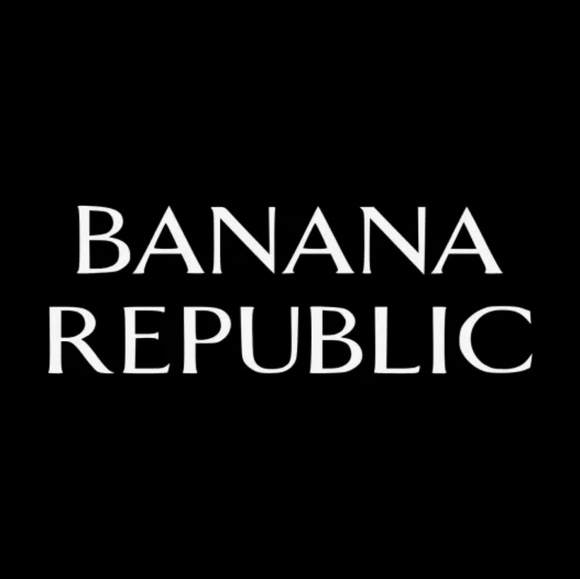 Banana Republic. Men's Camden Fit. Fish Hooks Shirt. Size Medium. - Picture 7 of 7